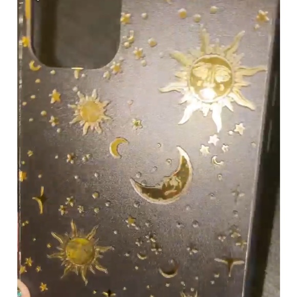 Rogue + Wolf iPhone 11 Pro Max case log - 3 cases total. - Picture 5 of 13